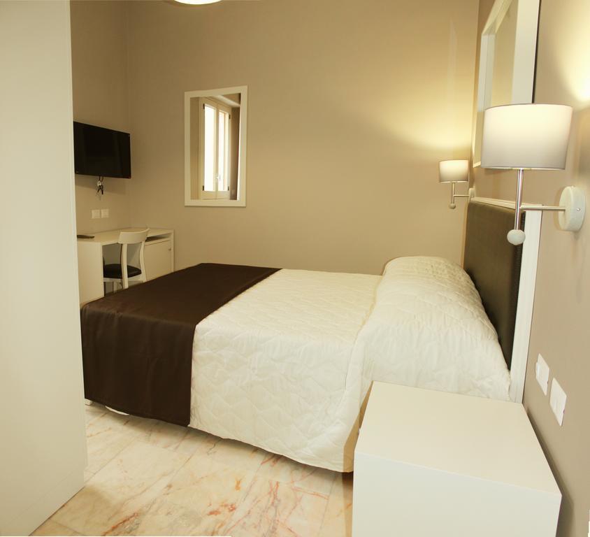 Faro Bianco Gallipoli - Suites & Apartments Dış mekan fotoğraf